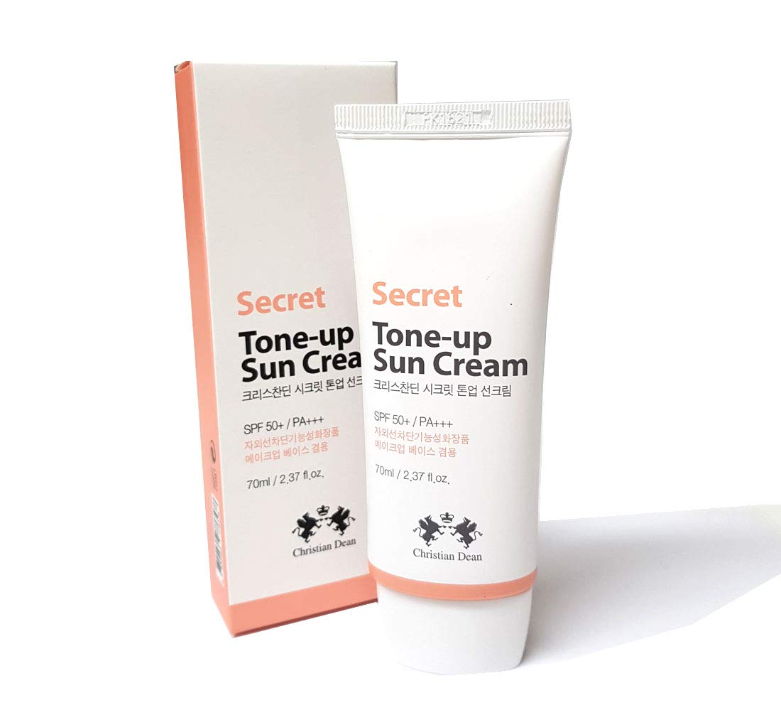 "Christian Dean Secret Tone Up Sun Cream ৭০ মি.লি, SPF ৫০+ PA+++ সহ ত্বক উজ্জ্বলতা ও সূর্যের ক্ষতিকর রশ্মি থেকে সুরক্ষার কোরিয়ান সানস্ক্রিন পণ্য।"